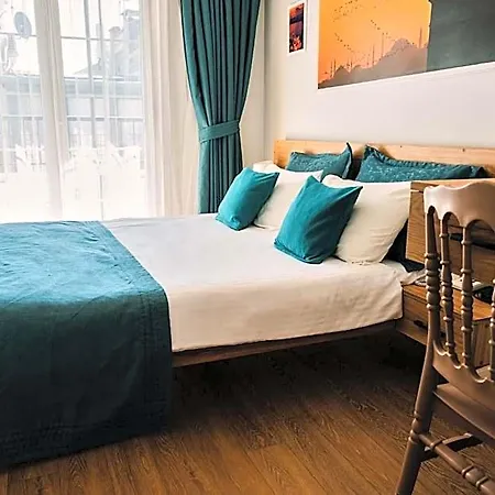 Taksim Santa Lucia Hotel *