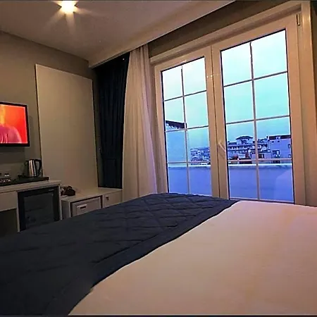 Hotel Taksim Santa Lucia *